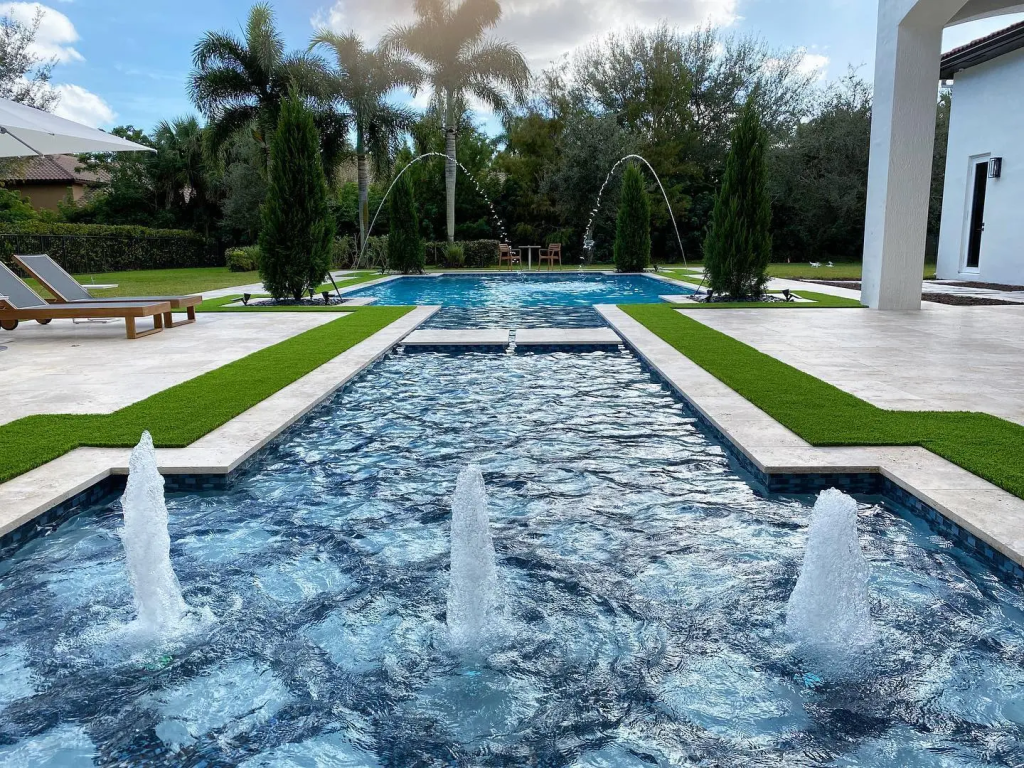 best swimming pool companies in dubai