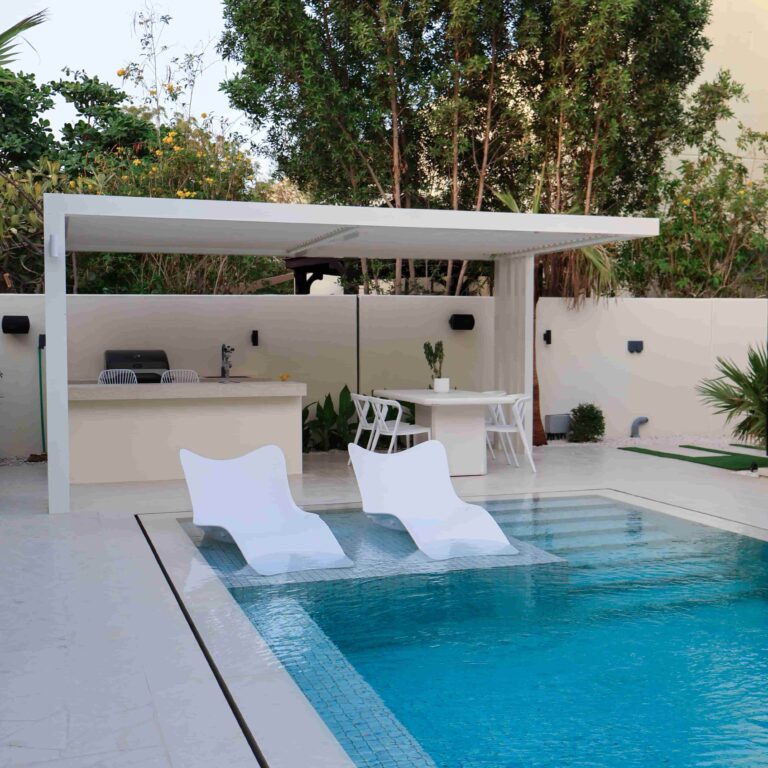 Aluminium Pergola cosntruction meadows 9