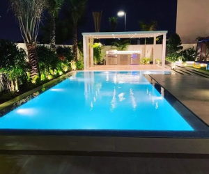 swimming pool contractors in dubai